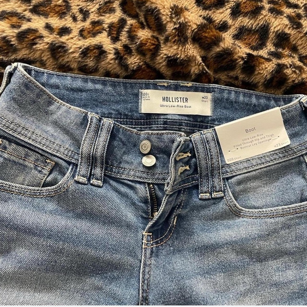 Hollister Women's Light Blue Boot Cut Jeans